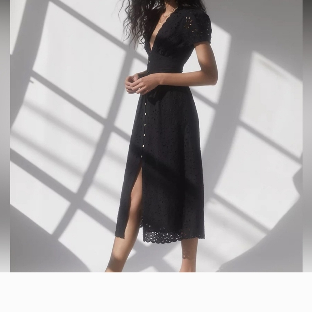 Elegant Black Lace Midi Dress